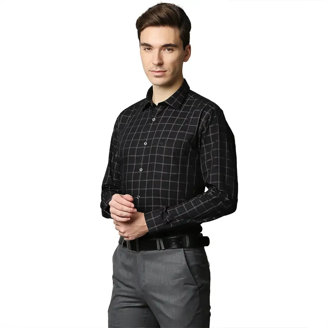 Men Black Slim Fit Checks Cotton Cut Away Collar Shirts